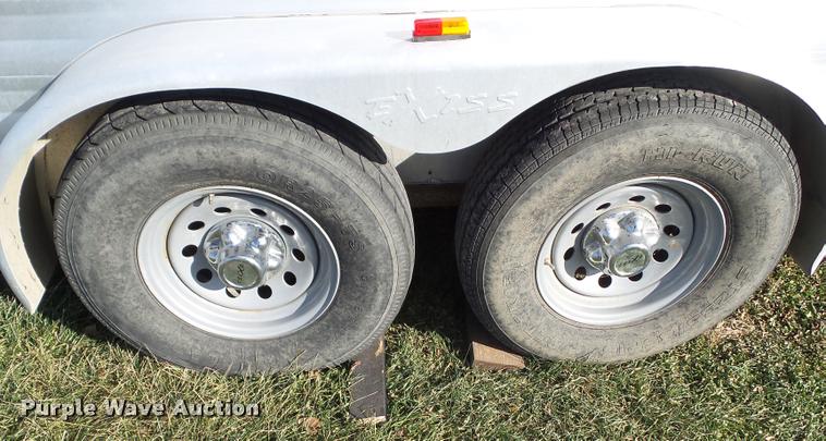 image for item L5534 2013 Exiss Sierra 7308LQ horse trailer