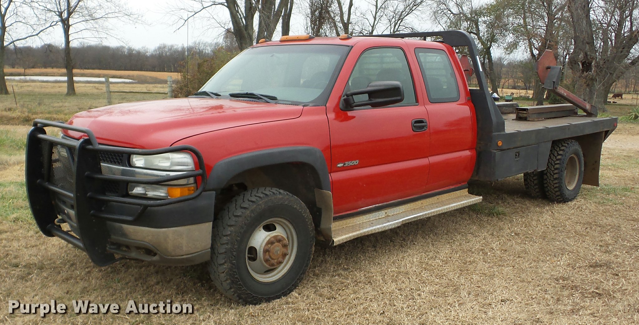2001 Chevrolet Silverado 3500 Ext. Cab bale bed pickup truck in