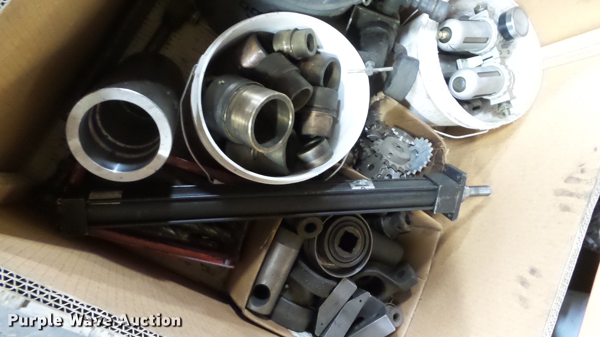 Hardware in Assaria, KS Item BP9259 sold Purple Wave