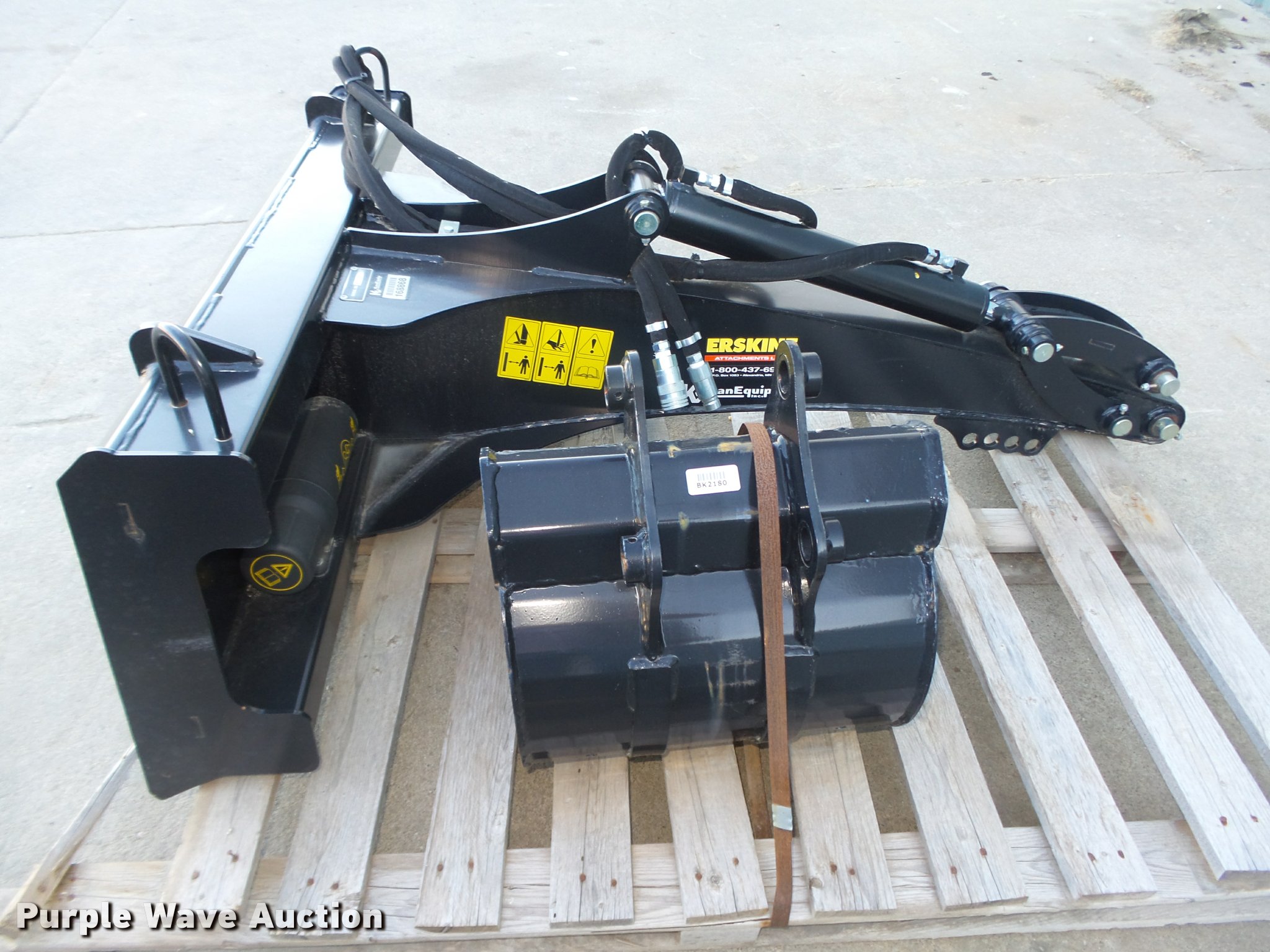 2014 Erskine skid steer backhoe attachment in Syracuse, NE Item L4192