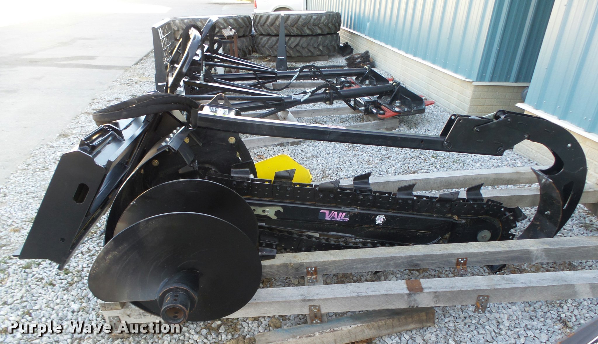 2015 Vail VXD1200 skid steer trencher attachment in Syracuse, NE Item L4193 sold Purple Wave