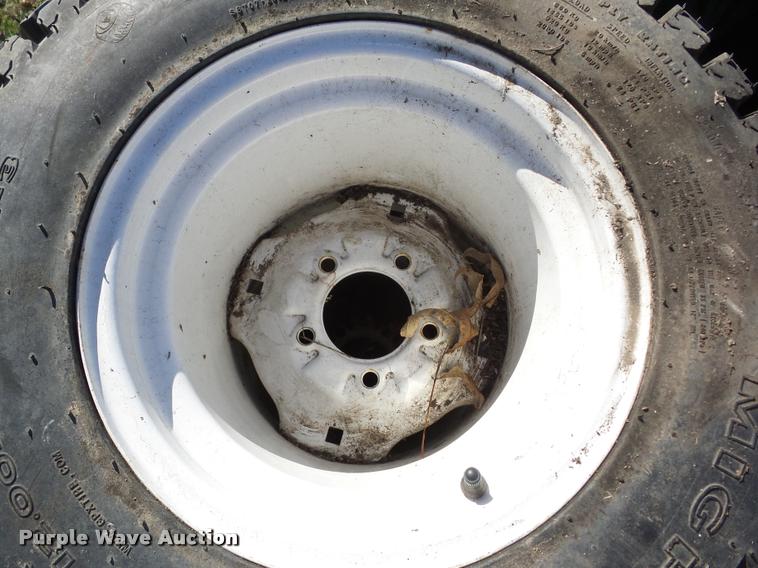 image for item AG9117 (8) tires