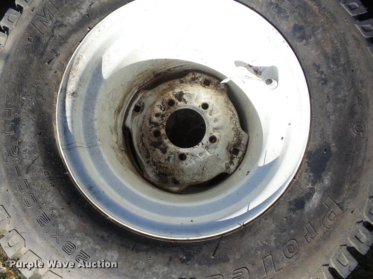 image for item AG9117 (8) tires