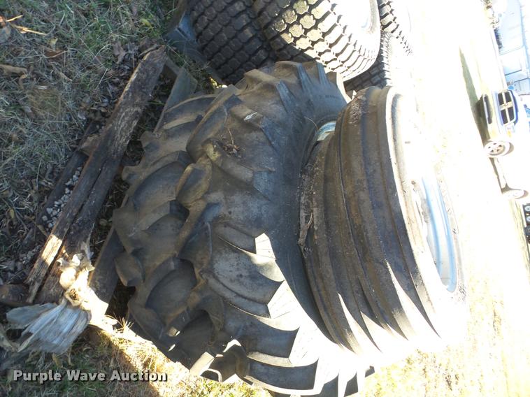 image for item AG9123 (4) tires