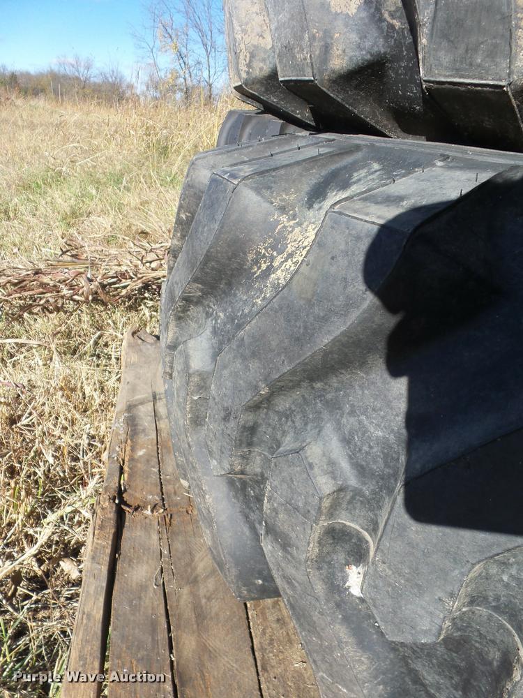 image for item AG9127 (4) tires