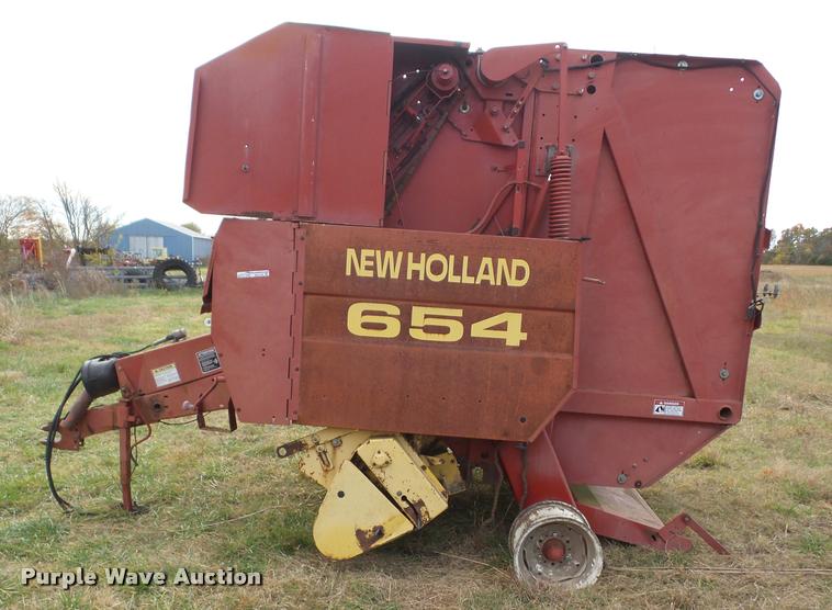 image for item AG9129 1997 New Holland 654 round baler