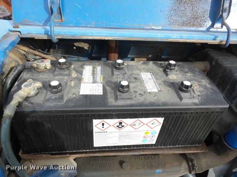 image for item AG9133 1967 Ford 3000 tractor