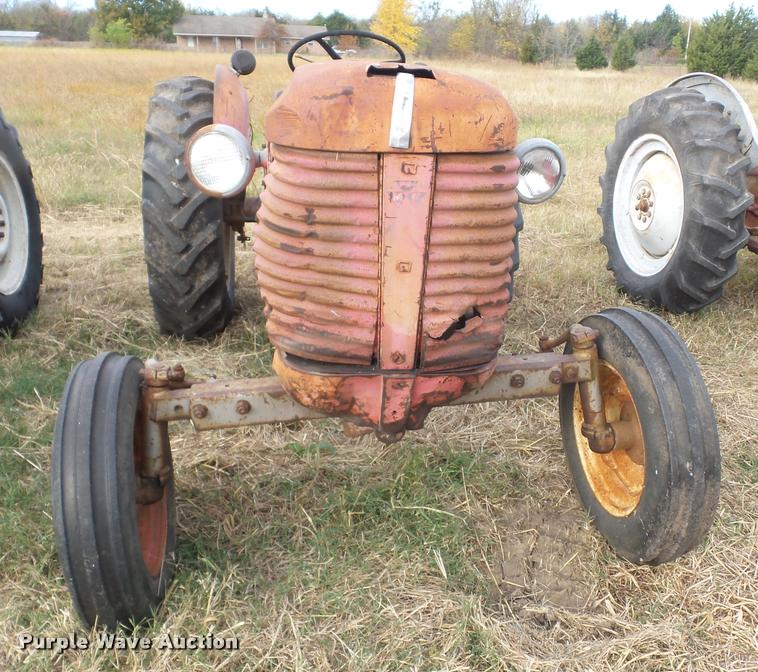 image for item AG9134 1959 Massey-Ferguson MH50 tractor