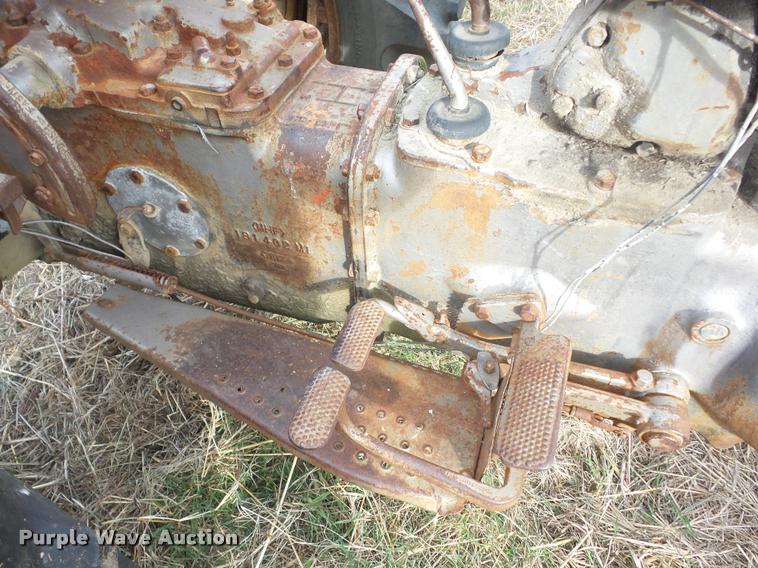 image for item AG9134 1959 Massey-Ferguson MH50 tractor