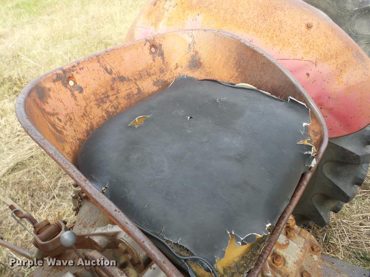 image for item AG9134 1959 Massey-Ferguson MH50 tractor