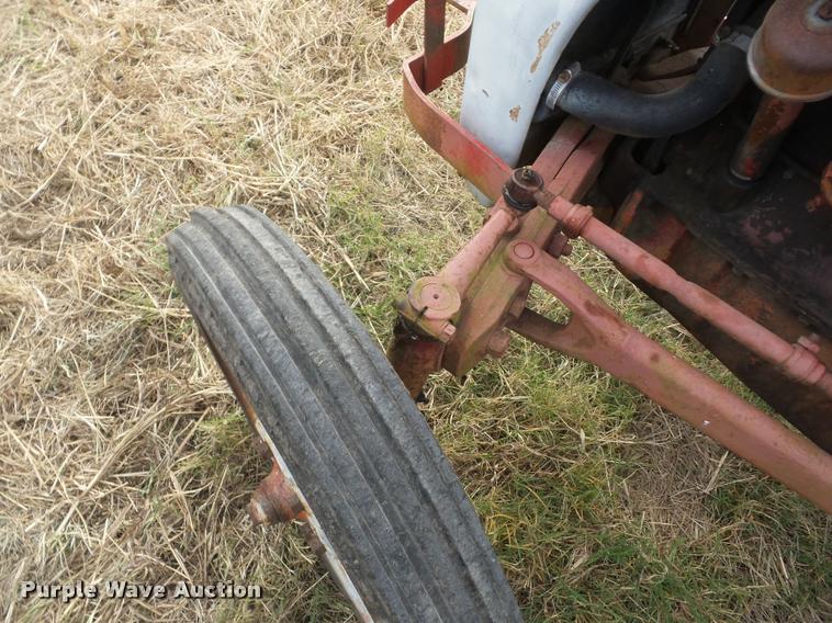 image for item AG9135 1948 Ford 8N tractor