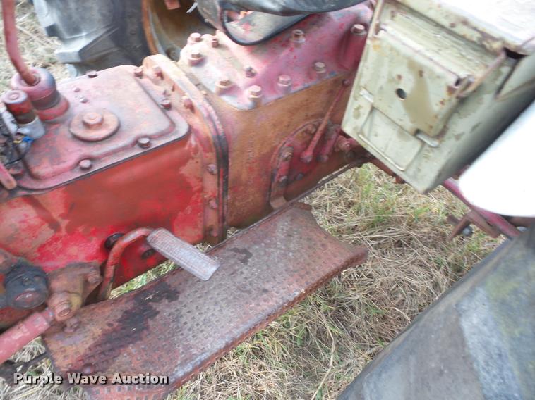 image for item AG9135 1948 Ford 8N tractor