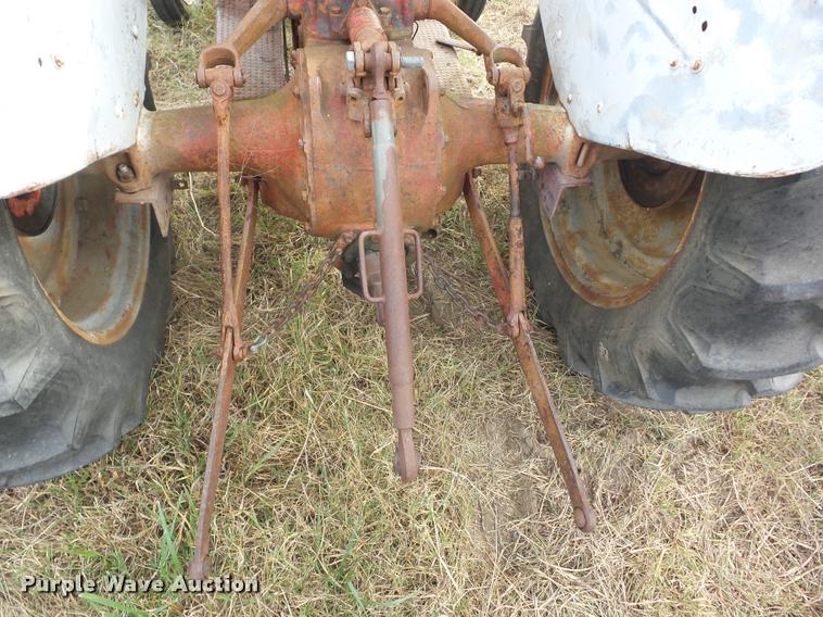 image for item AG9135 1948 Ford 8N tractor