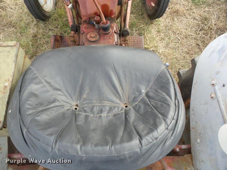 image for item AG9135 1948 Ford 8N tractor