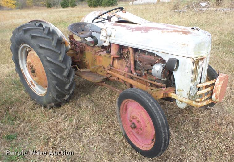 image for item AG9136 1949 Ford 8N tractor