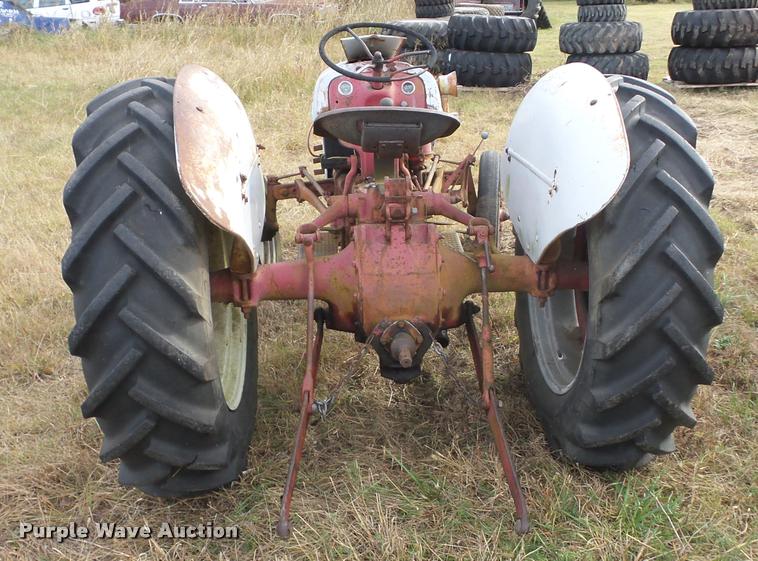 image for item AG9136 1949 Ford 8N tractor
