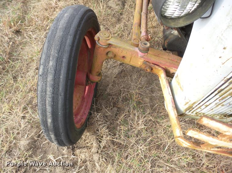image for item AG9136 1949 Ford 8N tractor