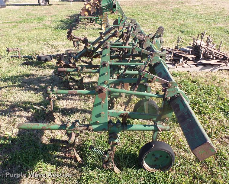 image for item AG9324 Field cultivator