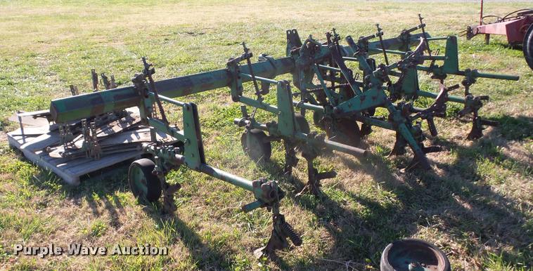 image for item AG9324 Field cultivator
