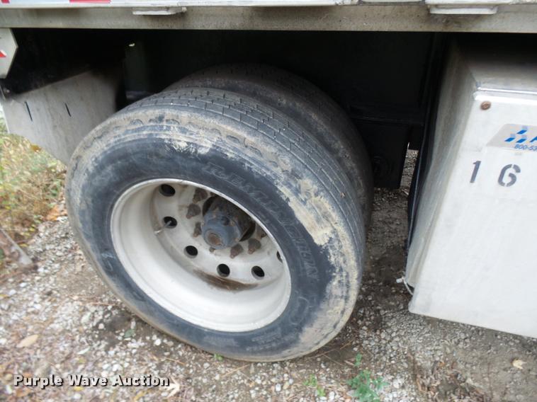 image for item AV9866 2000 Transcraft TL1000W2 flatbed trailer