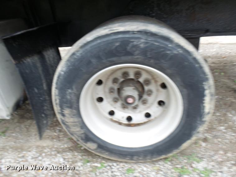 image for item AV9866 2000 Transcraft TL1000W2 flatbed trailer