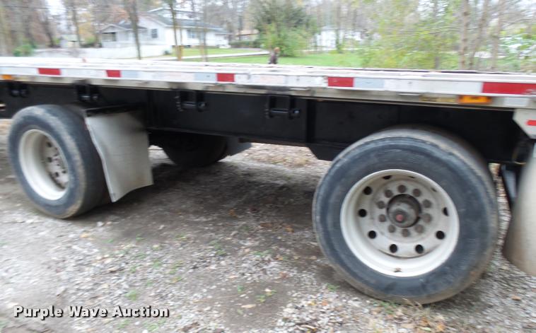 image for item AV9866 2000 Transcraft TL1000W2 flatbed trailer