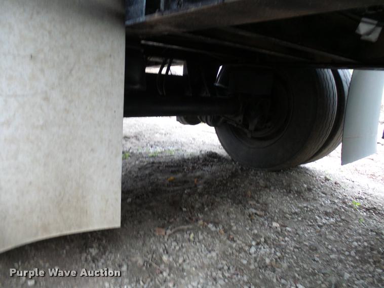 image for item AV9866 2000 Transcraft TL1000W2 flatbed trailer