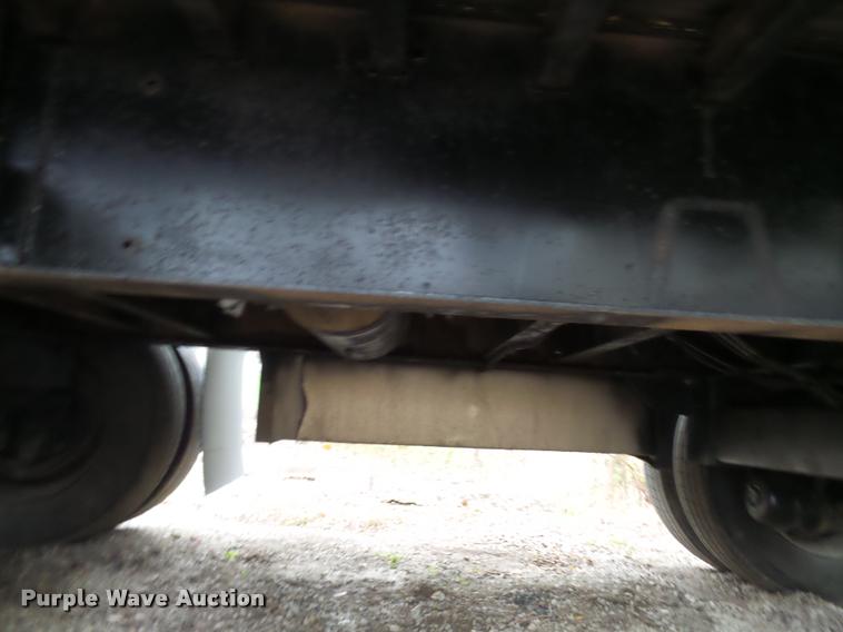 image for item AV9866 2000 Transcraft TL1000W2 flatbed trailer