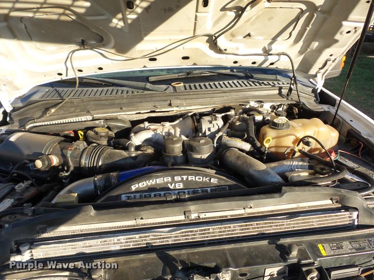 image for item AX9039 2008 Ford F350 Super Duty Crew Cab flatbed pickup truck