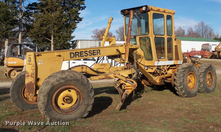 image for item AX9042 Dresser A560E motor grader