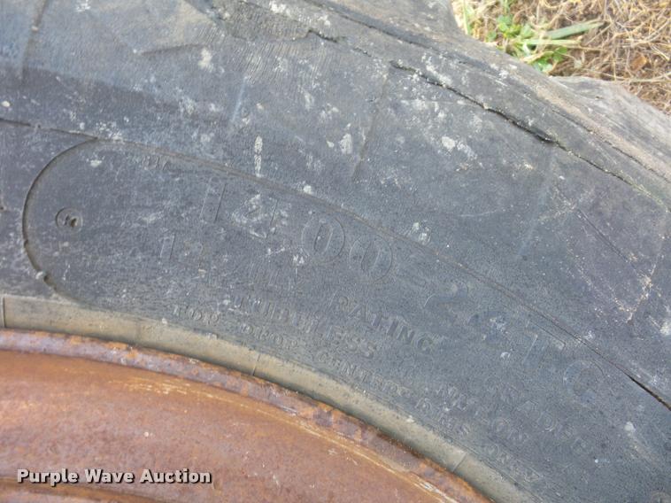 image for item AX9042 Dresser A560E motor grader