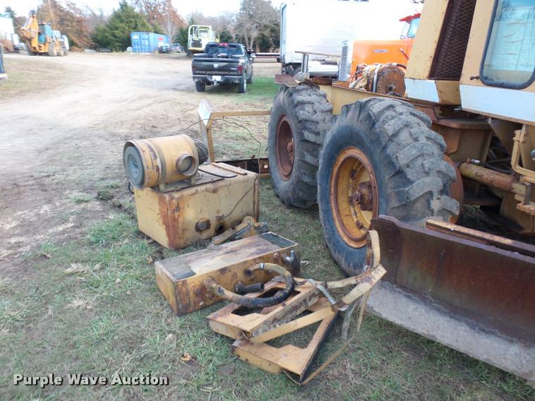 image for item AX9042 Dresser A560E motor grader