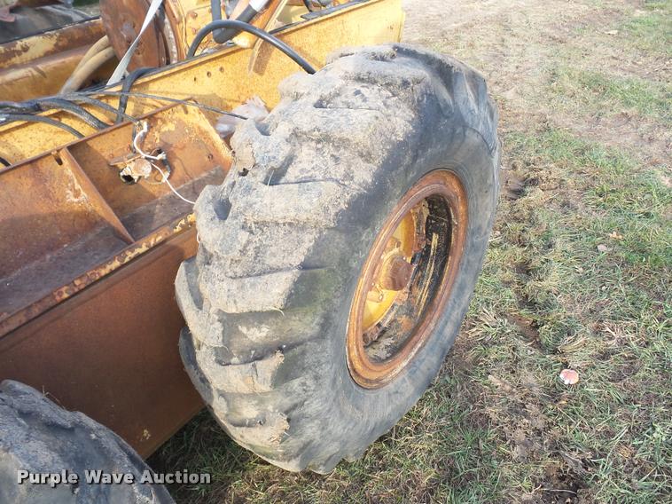 image for item AX9042 Dresser A560E motor grader