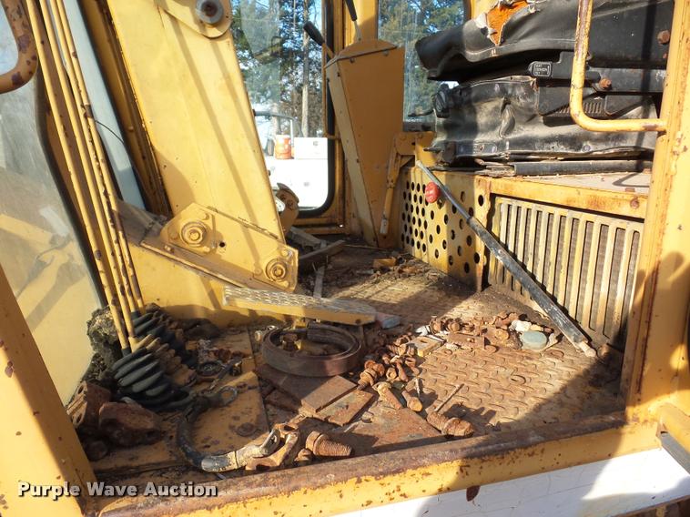 image for item AX9042 Dresser A560E motor grader