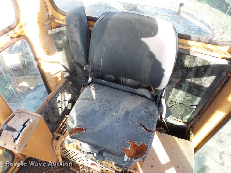 image for item AX9042 Dresser A560E motor grader