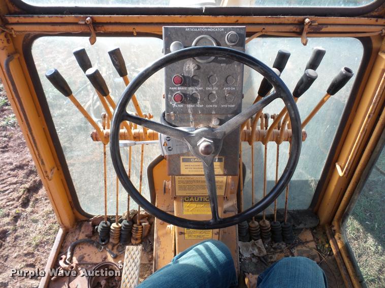 image for item AX9042 Dresser A560E motor grader