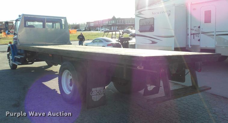 image for item AX9047 2002 Freightliner FL60 flatbed truck