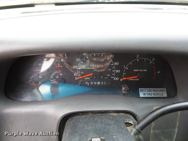 image for item BG9520 2001 Ford F550 flatbed truck