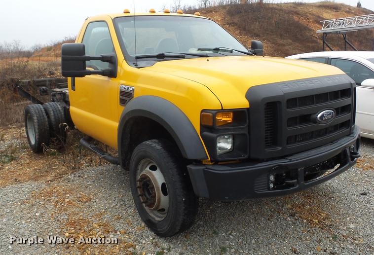 image for item BG9527 2008 Ford F450 Super Duty truck cab and chassis