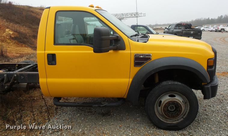 image for item BG9527 2008 Ford F450 Super Duty truck cab and chassis