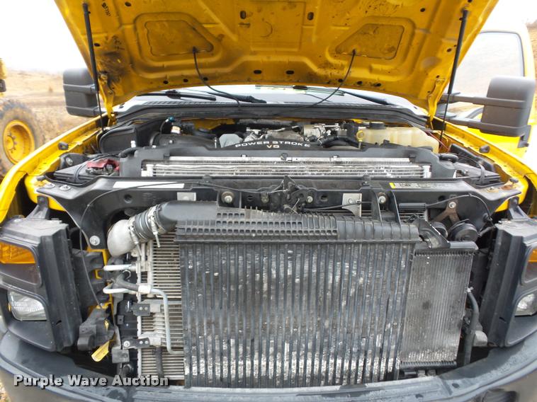 image for item BG9527 2008 Ford F450 Super Duty truck cab and chassis