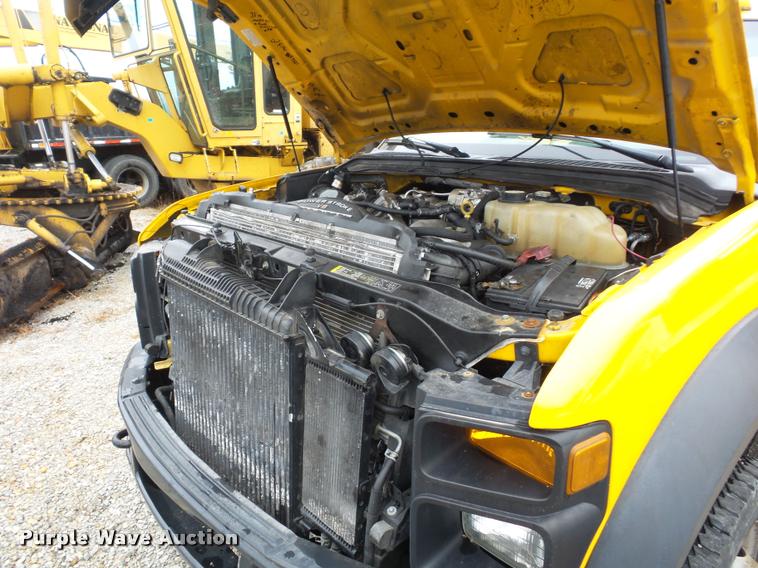 image for item BG9527 2008 Ford F450 Super Duty truck cab and chassis