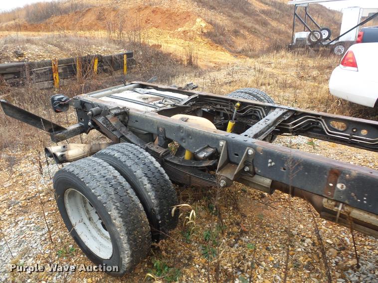 image for item BG9527 2008 Ford F450 Super Duty truck cab and chassis