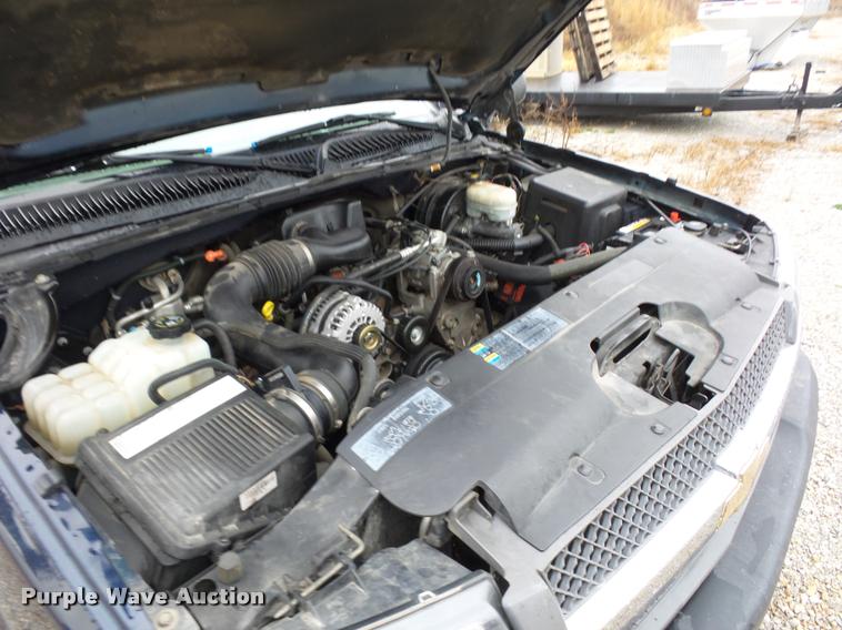 image for item BG9529 2005 Chevrolet Silverado 1500 pickup truck