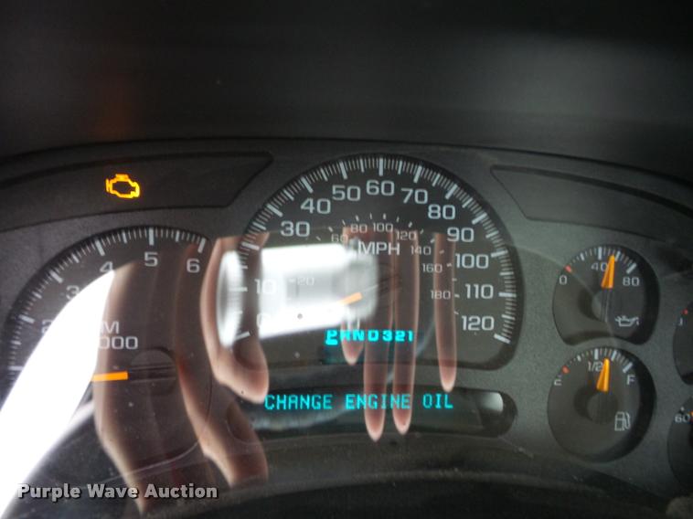 image for item BG9529 2005 Chevrolet Silverado 1500 pickup truck