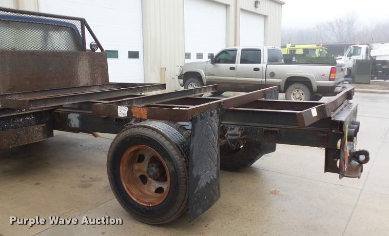 image for item BG9532 1977 Ford F600 truck cab and chassis