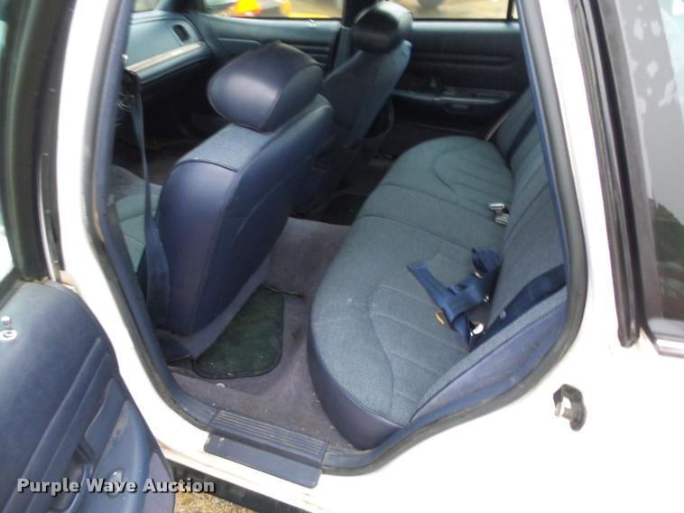 image for item BG9534 1995 Ford Crown Victoria Police Interceptor