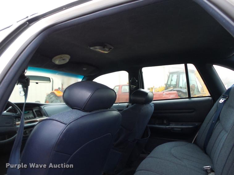 image for item BG9534 1995 Ford Crown Victoria Police Interceptor