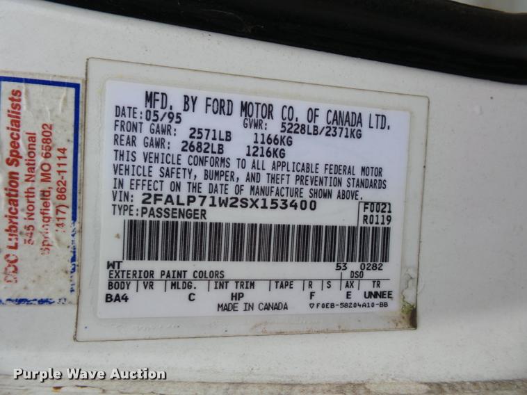 image for item BG9534 1995 Ford Crown Victoria Police Interceptor