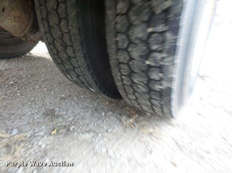 image for item BG9545 1999 Freightliner FL70 utility truck